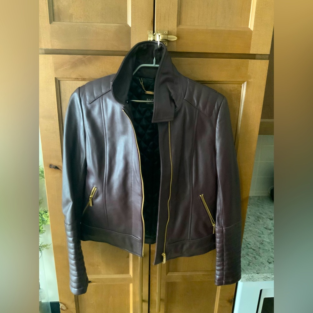 Worn once Badgley Mischka deep burgundy leather jacket with quilted inside sz S